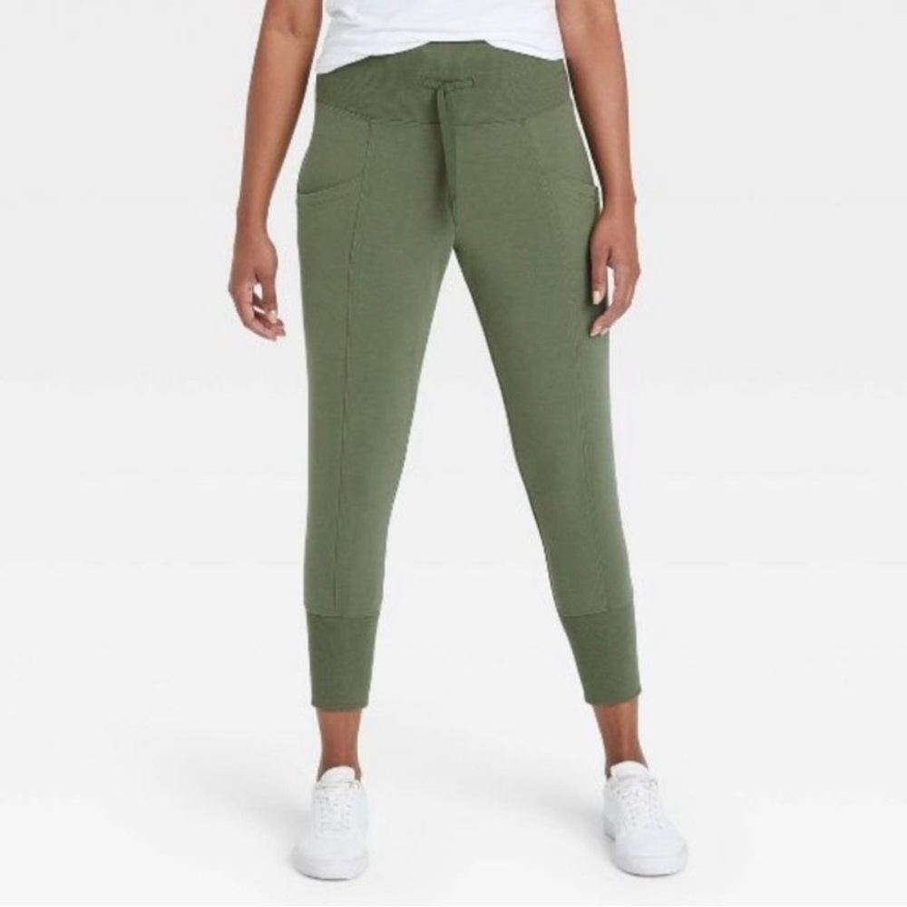 NWT All In Motion High-Rise Jogger Olive Green